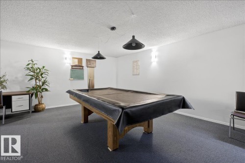 257 Knottwood Road N, Edmonton, AB - Indoor Photo Showing Other Room