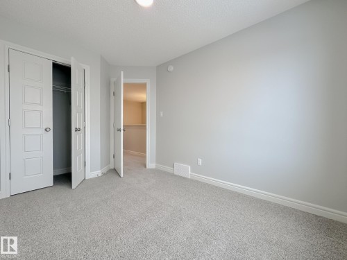 18832 28 Avenue, Edmonton, AB - Indoor Photo Showing Other Room
