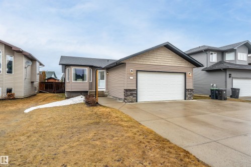 2547 Lockhart Way, Cold Lake, AB - Outdoor