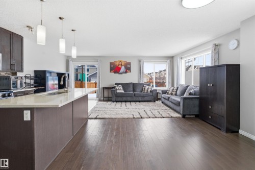 2310 68 Street, Edmonton, AB - Indoor Photo Showing Living Room