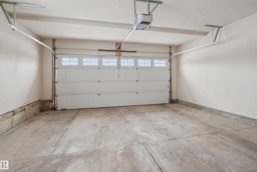 2310 68 Street, Edmonton, AB - Indoor Photo Showing Garage