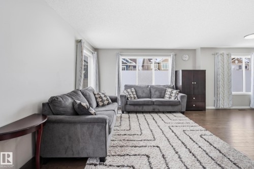 2310 68 Street, Edmonton, AB - Indoor