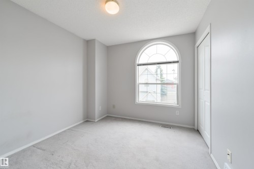 123 1670 Jamha Road, Edmonton, AB - Indoor Photo Showing Other Room