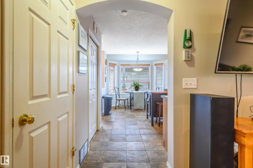 5428 202 Street, Edmonton, AB - Indoor Photo Showing Other Room