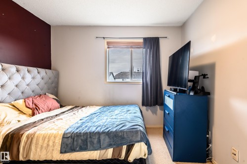 5428 202 Street, Edmonton, AB - Indoor Photo Showing Bedroom