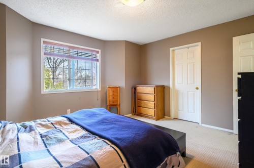 5428 202 Street, Edmonton, AB - Indoor Photo Showing Bedroom