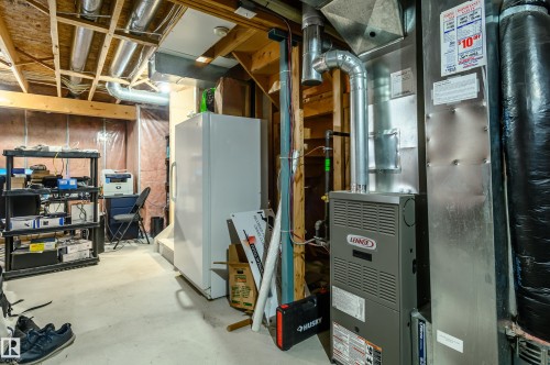 5428 202 Street, Edmonton, AB - Indoor Photo Showing Basement