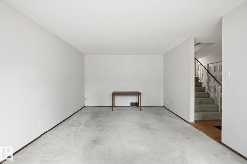 14848 64 Avenue, Edmonton, AB - Indoor Photo Showing Other Room