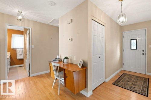 33 Fenwick Crescent, St. Albert, AB - Indoor Photo Showing Other Room