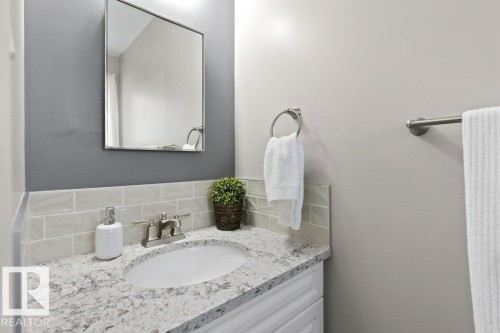 33 Fenwick Crescent, St. Albert, AB - Indoor Photo Showing Bathroom