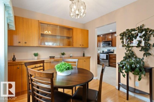 33 Fenwick Crescent, St. Albert, AB - Indoor Photo Showing Dining Room