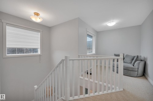183 Castle Drive, Edmonton, AB - Indoor Photo Showing Other Room