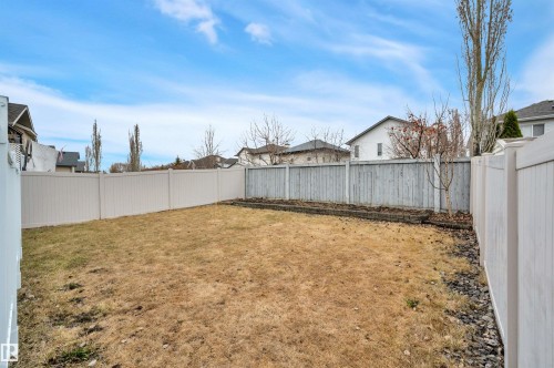 183 Castle Drive, Edmonton, AB - Outdoor