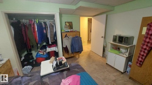 16305 109A Avenue, Edmonton, AB - Indoor