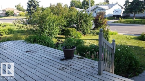 16305 109A Avenue, Edmonton, AB - Outdoor