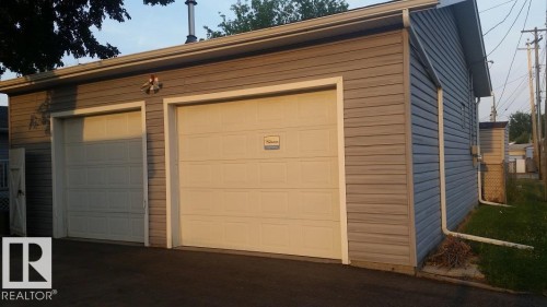 16305 109A Avenue, Edmonton, AB - Outdoor With Exterior