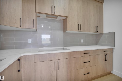 700 Bank Drive, Leduc, AB 