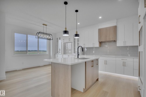 700 Bank Drive, Leduc, AB 