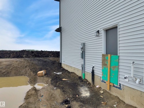 700 Bank Drive, Leduc, AB 