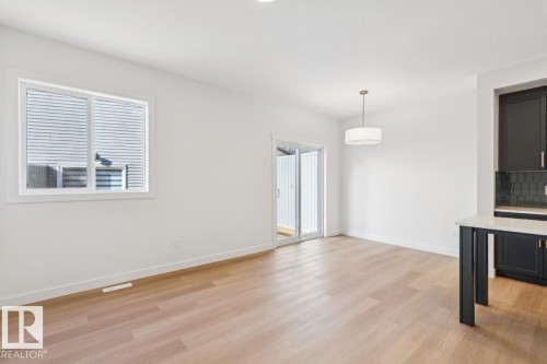 47 710 Mattson Drive Sw, Edmonton, AB - Indoor Photo Showing Other Room
