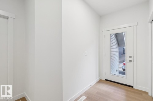 47 710 Mattson Drive Sw, Edmonton, AB - Indoor Photo Showing Other Room