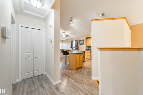 7 Hilldowns Drive, Spruce Grove, AB - Indoor Photo Showing Other Room