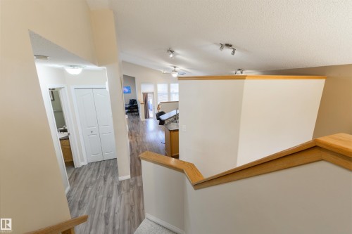 7 Hilldowns Drive, Spruce Grove, AB - Indoor Photo Showing Other Room