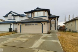 7 HILLDOWNS Drive  Spruce Grove, AB T7X 4P7