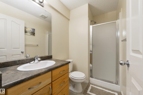 7 Hilldowns Drive, Spruce Grove, AB - Indoor Photo Showing Bathroom