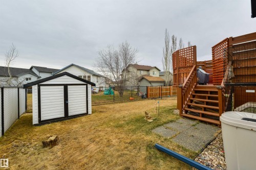 7 Hilldowns Drive, Spruce Grove, AB - Outdoor