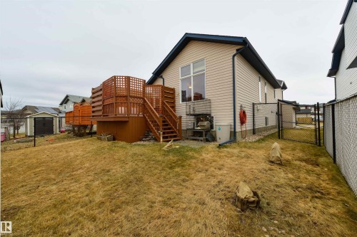 7 Hilldowns Drive, Spruce Grove, AB - Outdoor With Exterior