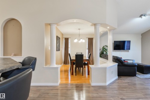 7 Hilldowns Drive, Spruce Grove, AB - Indoor Photo Showing Other Room