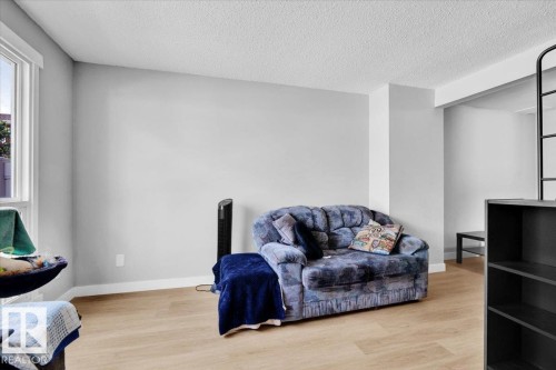 13225 47 Street, Edmonton, AB - Indoor