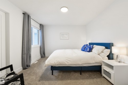 36 Avonlea Way, Spruce Grove, AB - Indoor Photo Showing Bedroom
