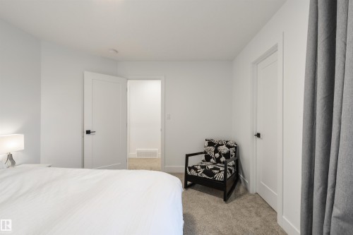 36 Avonlea Way, Spruce Grove, AB - Indoor Photo Showing Bedroom