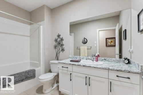 29 Ratelle Circle, St. Albert, AB - Indoor Photo Showing Bathroom
