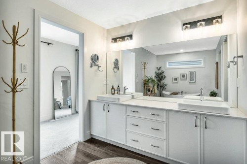 158 Jennifer Crescent, St. Albert, AB - Indoor Photo Showing Bathroom