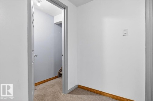 256 Callingwood Place, Edmonton, AB - Indoor Photo Showing Other Room