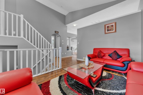 4617 163A Avenue, Edmonton, AB - Indoor Photo Showing Other Room