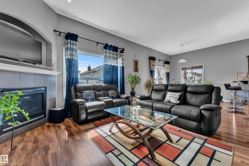 4617 163A Avenue, Edmonton, AB - Indoor Photo Showing Living Room With Fireplace
