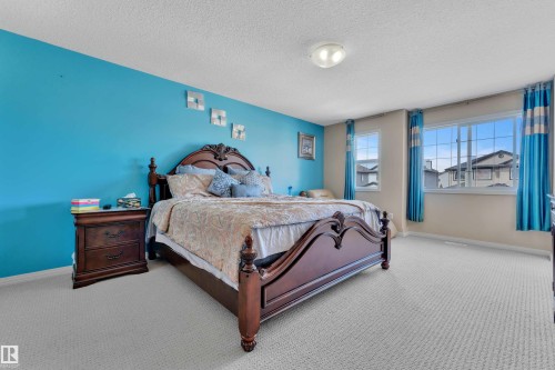 4617 163A Avenue, Edmonton, AB - Indoor Photo Showing Bedroom