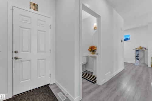 196 Edgewater Circle, Leduc, AB - Indoor Photo Showing Other Room