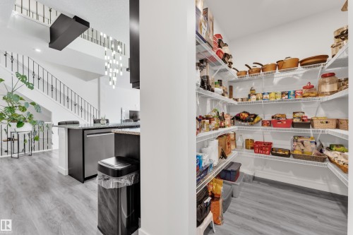 196 Edgewater Circle, Leduc, AB - Indoor With Storage