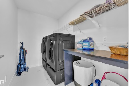 196 Edgewater Circle, Leduc, AB - Indoor Photo Showing Laundry Room