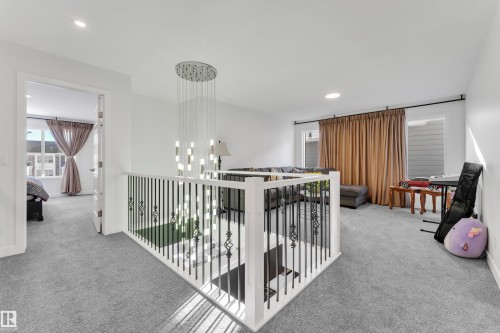 196 Edgewater Circle, Leduc, AB - Indoor Photo Showing Other Room