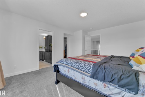 196 Edgewater Circle, Leduc, AB - Indoor Photo Showing Bedroom