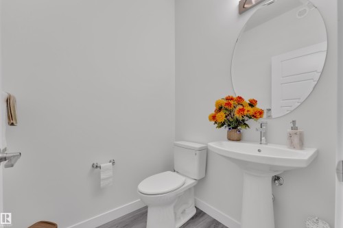 196 Edgewater Circle, Leduc, AB - Indoor Photo Showing Bathroom