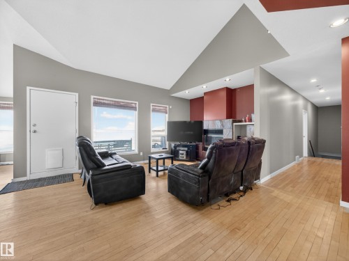 48208 Range Road, Rural Beaver County, AB - Indoor Photo Showing Living Room