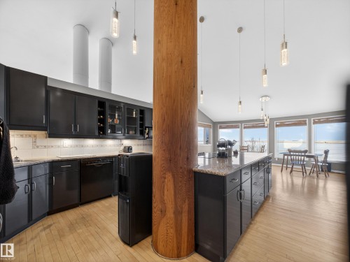 48208 Range Road, Rural Beaver County, AB - Indoor Photo Showing Kitchen With Upgraded Kitchen