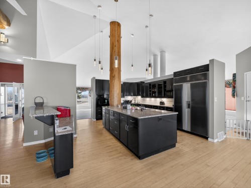 48208 Range Road, Rural Beaver County, AB - Indoor Photo Showing Kitchen With Upgraded Kitchen